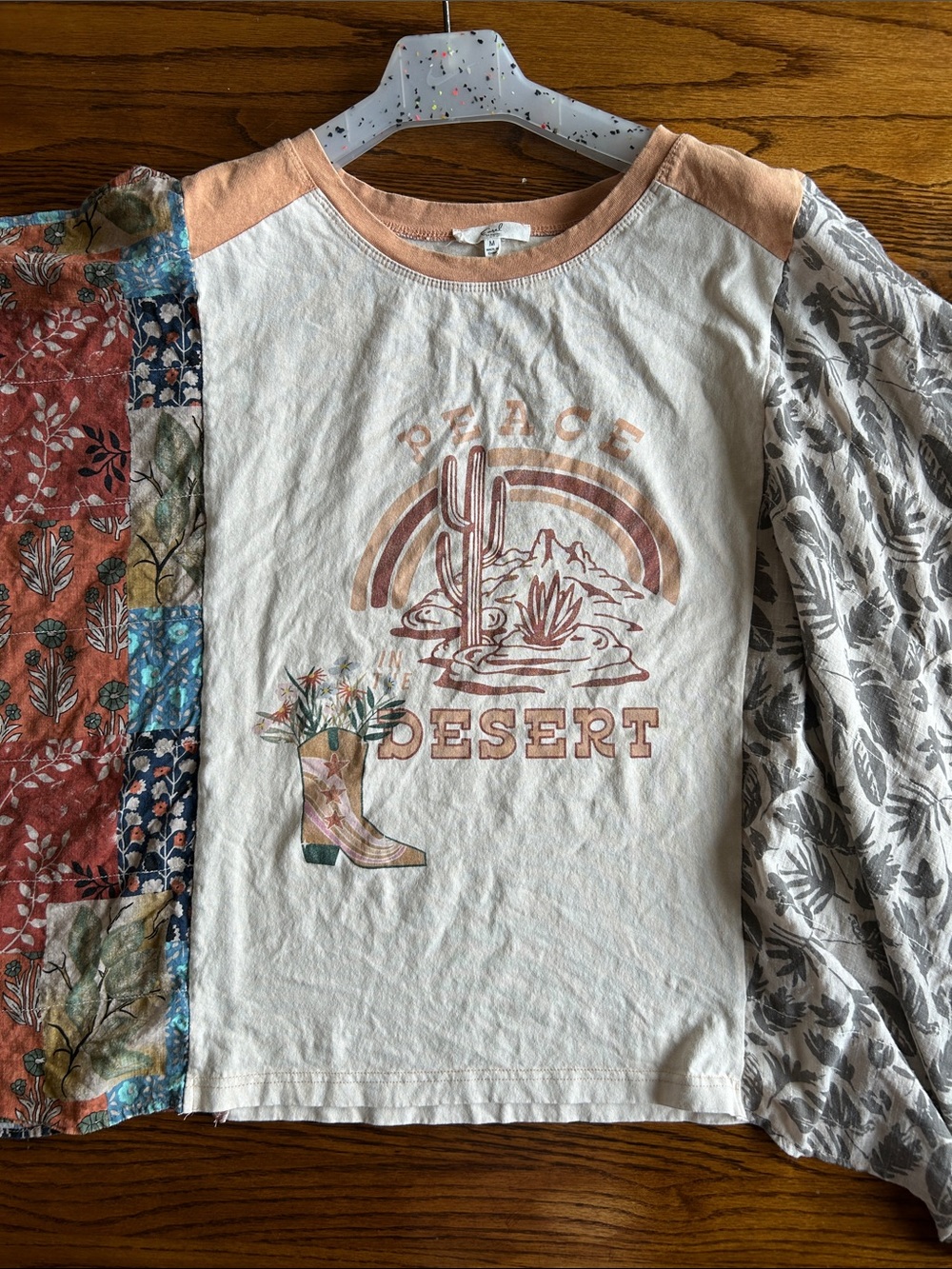 easel Peace In The Desert Patchwork Pullover in Cream, Rust, Olive - Picture 2 of 6